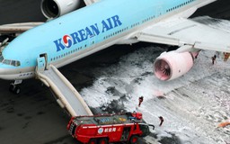 Máy bay Korean Air cháy động cơ, 302 hành khách sơ tán