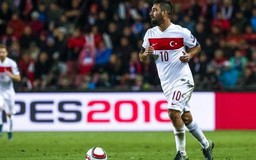 Arda Turan từ giã tuyển Thổ Nhĩ Kỳ vì hành hung nhà báo