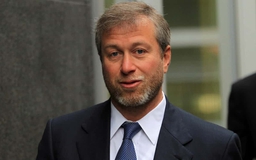 Tỉ phú Abramovich có nguy cơ không thể tiếp tục làm chủ CLB Chelsea