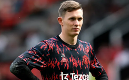 Thủ môn Dean Henderson tố cáo M.U thất hứa