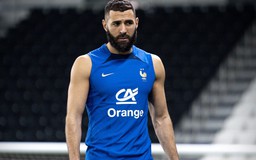 Karim Benzema chia tay World Cup 2022, tuyển Pháp khủng hoảng