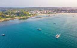 Du lịch hè: 'Làng chài cổ vật' độc đáo ở miền Trung vẫy gọi du khách