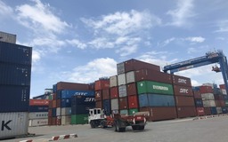 Nhập khẩu từ Trung Quốc tăng hơn 10 tỉ USD, xuất khẩu chỉ tăng 150 triệu USD