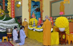 Chùa Long Hoa làm lễ cầu siêu, cầu nguyện cho đồng bào tử nạn vì Covid-19