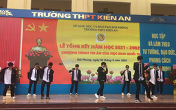 Rụng tim với 'siêu phẩm' của học sinh cuối khóa trong lễ tổng kết năm học