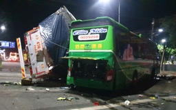 Bình Phước: Xe khách giường nằm va chạm xe tải, nhiều hành khách bị thương