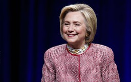 Cựu Ngoại trưởng Mỹ Hillary Clinton sắp xuất bản tiểu thuyết trinh thám