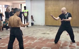 Trận tỉ thí giữa Đoàn Bảo Châu và Francois Flores: Khó xử với thách đấu võ thuật