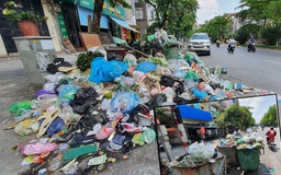 Hà Nội “ngập” rác sinh hoạt ở nội đô