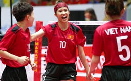 Nhan sắc hoa khôi cầu mây được nhà vô địch điền kinh SEA Games 31 cầu hôn