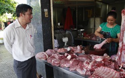 Phó chủ tịch quận Tân Bình: Dành một phần vỉa hè chợ cho người buôn bán
