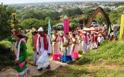 Tưng bừng lễ hội Katê