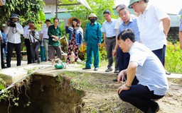 Nghệ An: 10 nhà dân phải sơ tán vì sụt lún đất bất thường