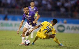 Suýt thua SLNA, HLV Hà Nội FC không hài lòng