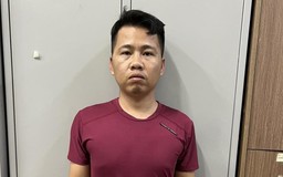 TP.HCM: Bắt nam thanh niên dọa tạt a xít, tống tiền người yêu cũ