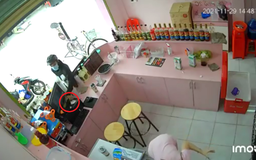 TP.HCM: Nam thanh niên vờ mua 4 ly trà sữa để trộm điện thoại 'xịn'