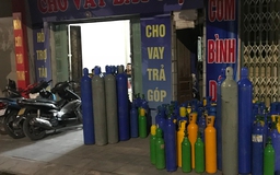 Công an Quảng Ninh thu giữ hơn 200 bình 'khí cười' tại cửa hàng cầm đồ