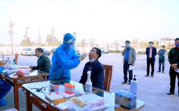 Hơn 3 vạn người tự nguyện xét nghiệm dịch vụ Covid-19 ở Quảng Ninh