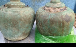 2 hũ đồng phát lộ ở Yên Tử có niên đại từ thời nhà Trần
