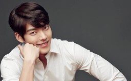 Kim Woo Bin viết thư tay công khai bệnh tình sau 7 tháng chữa bệnh