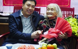 Trung ương Đoàn chúc thọ lão thành cách mạng 101 tuổi