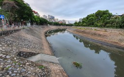 'Cứu' sông, hồ ô nhiễm bằng công nghệ biến bùn thải thành xi măng