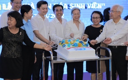 Anh Nguyễn Minh Triết dự kỷ niệm 20 năm thành lập Nhà văn hóa Sinh viên TP.HCM