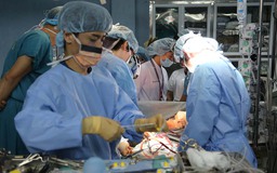 Bệnh nhân đầu tiên tại Việt Nam được ghép phổi thành công từ người hiến chết não