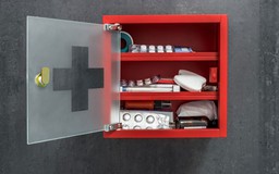 Những thứ bạn cần chuẩn bị trong tủ thuốc gia đình