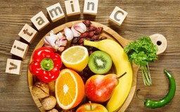 Tại sao Vitamin C lại là thành phần không thể thiếu trong các loại mỹ phẩm?