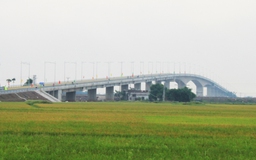 Thông xe cầu Thịnh Long nối tuyến đường bộ ven biển Nam Định