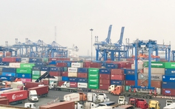 Ba giải pháp khẩn gỡ ùn tắc hàng hoá cảng Cát Lái