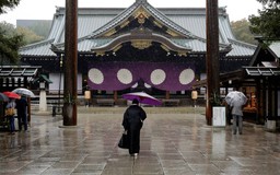 Người đầu tiên trong nội các Thủ tướng Kishida thăm đền Yasukuni
