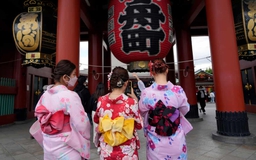 Người phụ nữ Trung Quốc bị bắt vì mặc kimono