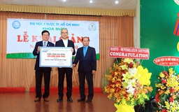 Rohto - Mentholatum (Việt Nam) trao học bổng và tổ chức chương trình mổ mắt từ thiện 2019