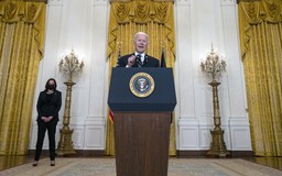 Ông Biden bất ngờ cho bà Harris làm tổng thống?