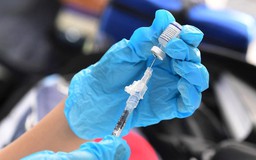 Mỹ chứng nhận vắc xin Covid-19 của Pfizer cho trẻ 5-11 tuổi