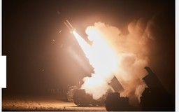 Mỹ, Hàn Quốc phóng 8 tên lửa đạn đạo nhằm đáp trả Triều Tiên