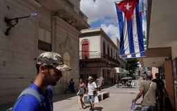 Cuba mở cửa cho nước ngoài đầu tư bán sỉ và bán lẻ
