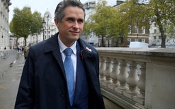 Bộ trưởng Anh từ chức sau cáo buộc bắt nạt đồng nghiệp