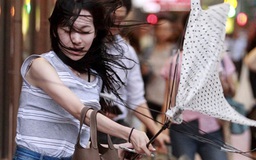 Đài Loan sơ tán hàng ngàn người do bão
