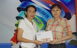 Tặng tiền phúng điếu giúp học sinh, người nghèo