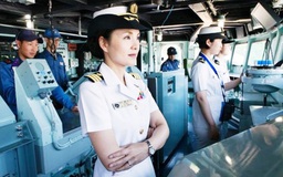 Nữ hạm trưởng đầu tiên của Nhật Bản