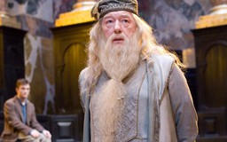 Giáo sư Dumbledore tái xuất trong phần hai 'Fantastic Beasts And Where To Find Them'