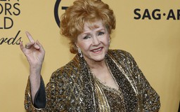Huyền thoại điện ảnh Debbie Reynolds qua đời chỉ sau con gái một ngày