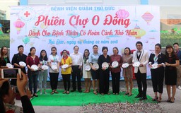 Hội chợ '0 đồng' dành cho bệnh nhân nghèo ăn tết