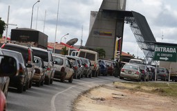 Venezuela đóng cửa biên giới với láng giềng