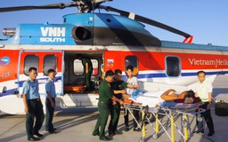 Trực thăng đưa ngư dân bệnh nặng từ Trường Sa về đất liền cứu chữa