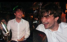 Daniel Radcliffe: ‘Vai diễn Harry Potter đã biến tôi thành kẻ nghiện rượu'