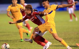 VFF có dám thẳng tay loại 4 đội bóng không đạt chuẩn V-League?